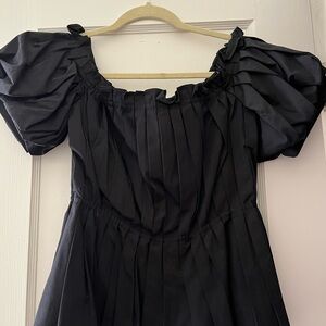 Gianni Bini Black Puff Sleeve Blouse